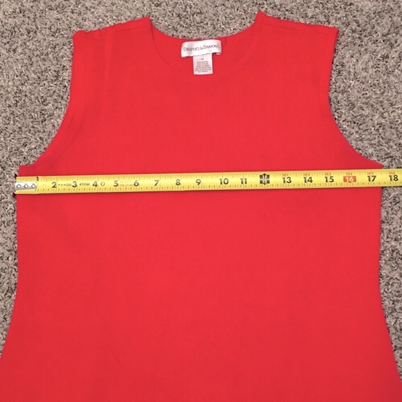 Womens red tank top size medium - Picture 3 of 12